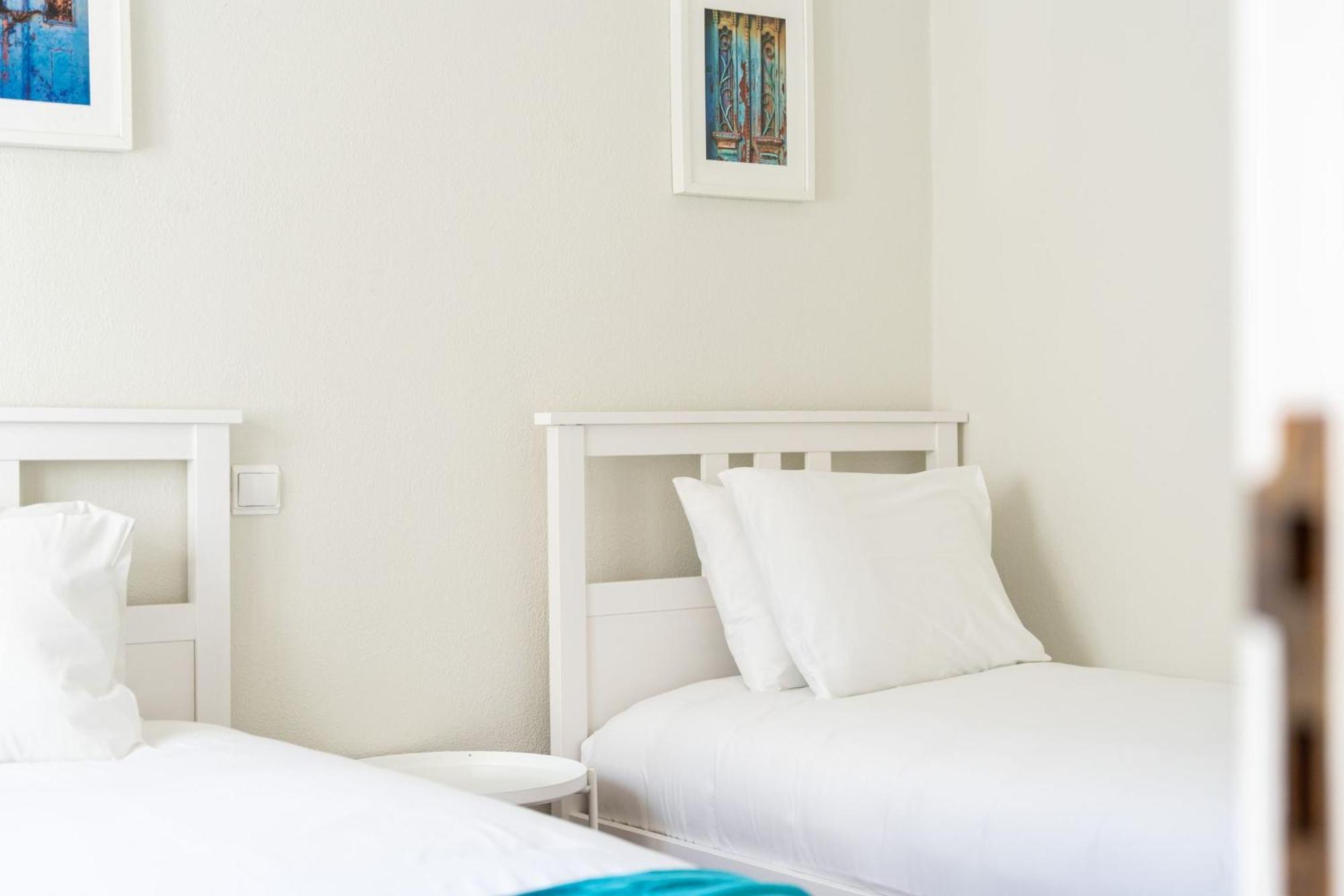 Comfy Flat W/ Rooftop Beach View By Lovelystay Burgau Eksteriør billede