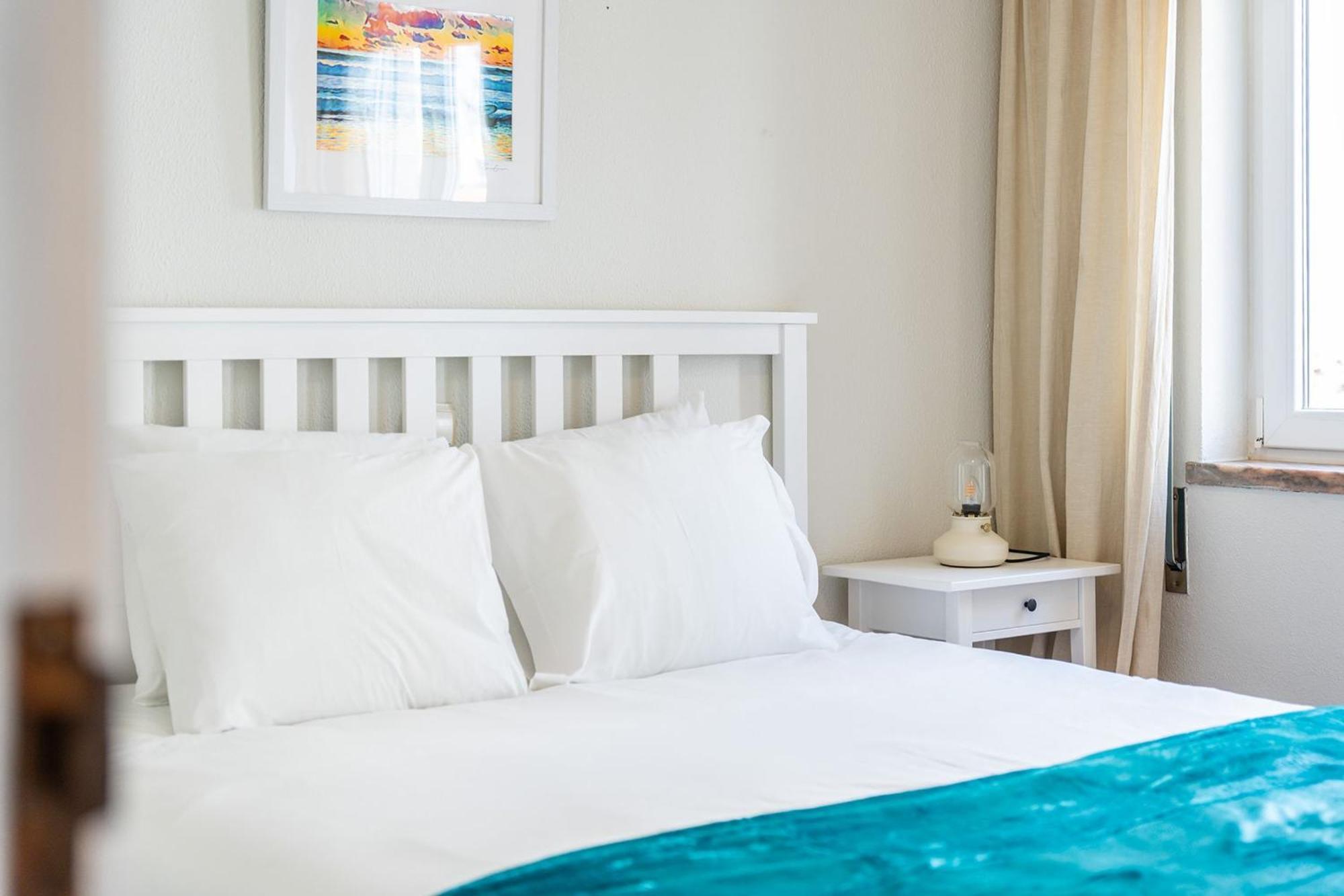 Comfy Flat W/ Rooftop Beach View By Lovelystay Burgau Eksteriør billede